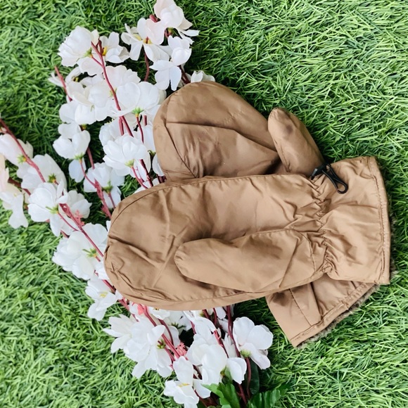 Zara gloves/mittens - Picture 6 of 6